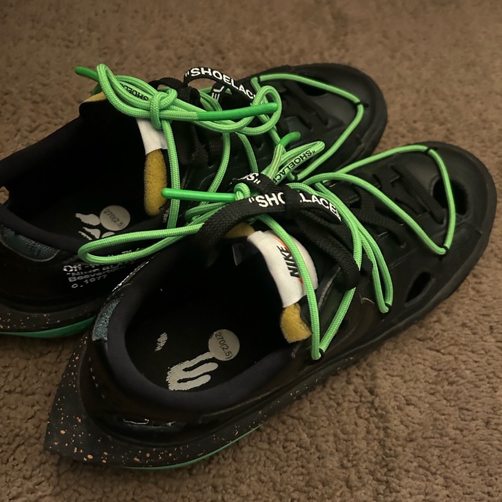 Off White Blazer Dunks - image 3